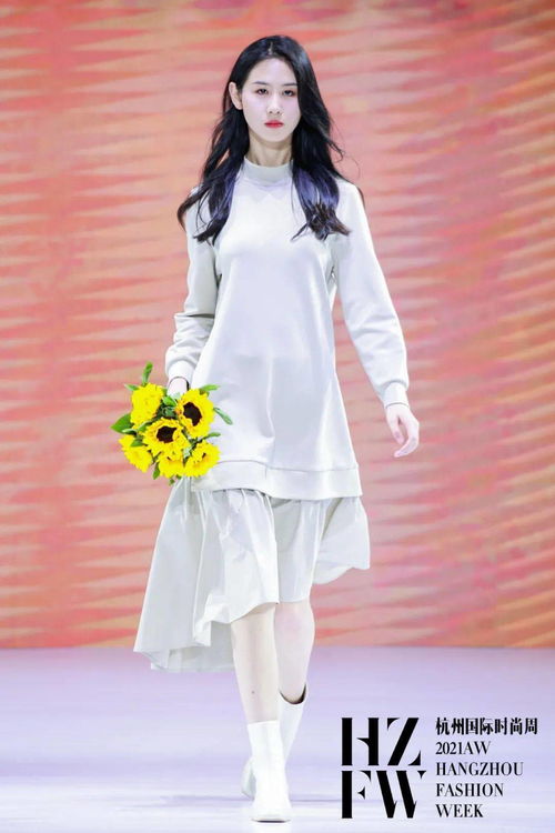 設計落地 觸摸市場 國博會場與中國杭州國際服裝產業交易會開幕，聚焦電子產品融合